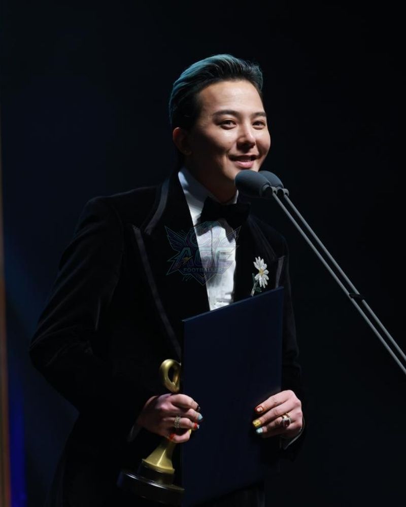 G-Dragon Public Image