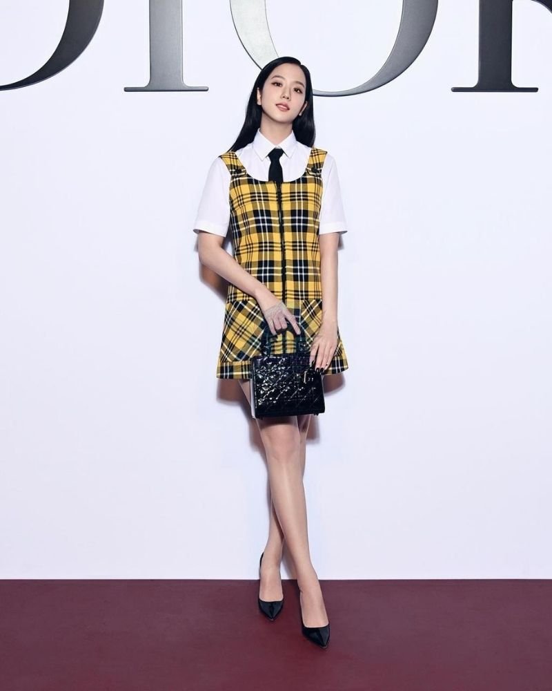Jisoo Age, Height, Networth, Songs and Wiki/Bio