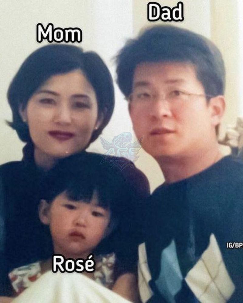Rosé Parents and Siblings